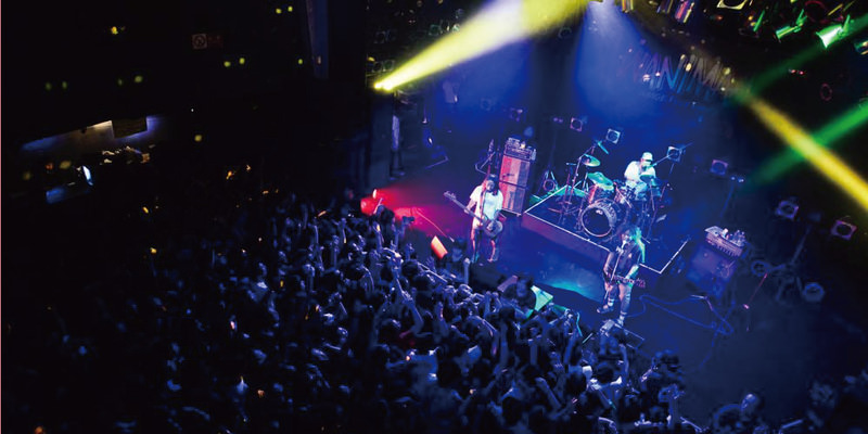 SATANIC CARNIVAL'15特集 / WANIMA LIVE REPORT