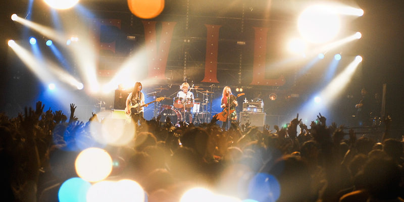 BARKSによる速レポ Dizzy Sunfist、「ただライブして帰るだけじゃあかんねん!」